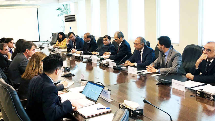 Finance ministry sees no hurdle in IMF's first review