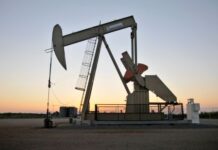 Oil falls due to caution over first phase of US-China trade deal