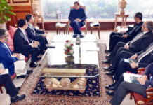 PM invites Huawei to explore Pakistan’s e-commerce market