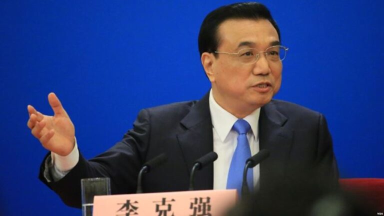 China will further prioritise stabilising growth: premier Li