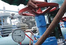 Sindh shifts blame on Centre as gas shortage peaks in province