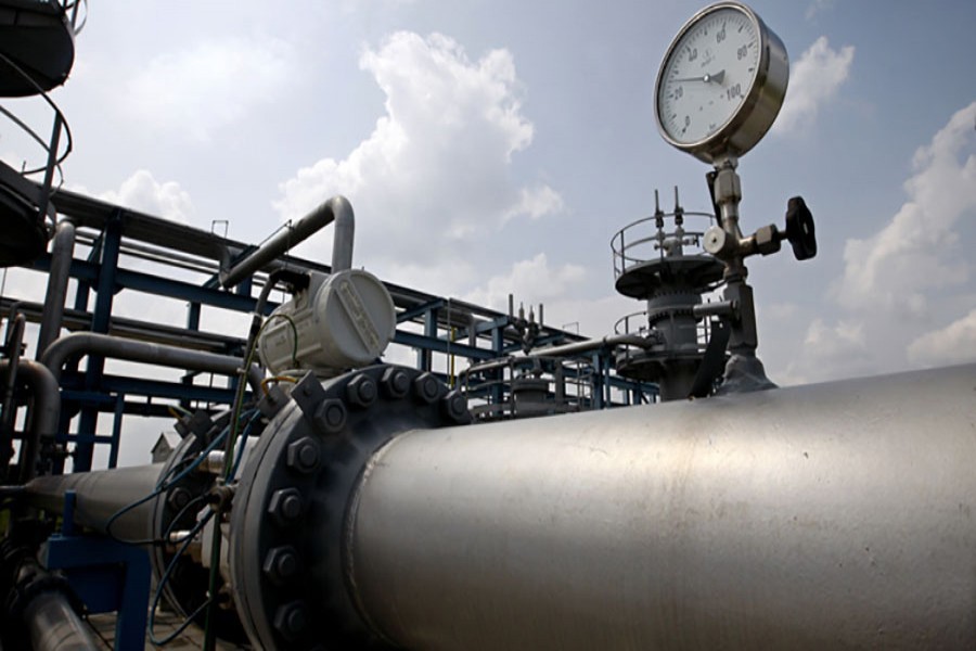 SNGPL puts gas supply on hold for general industry, CNG sector