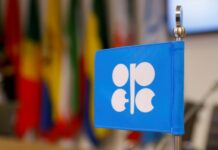 Saudi, Russia win over oil producers to deeper cuts