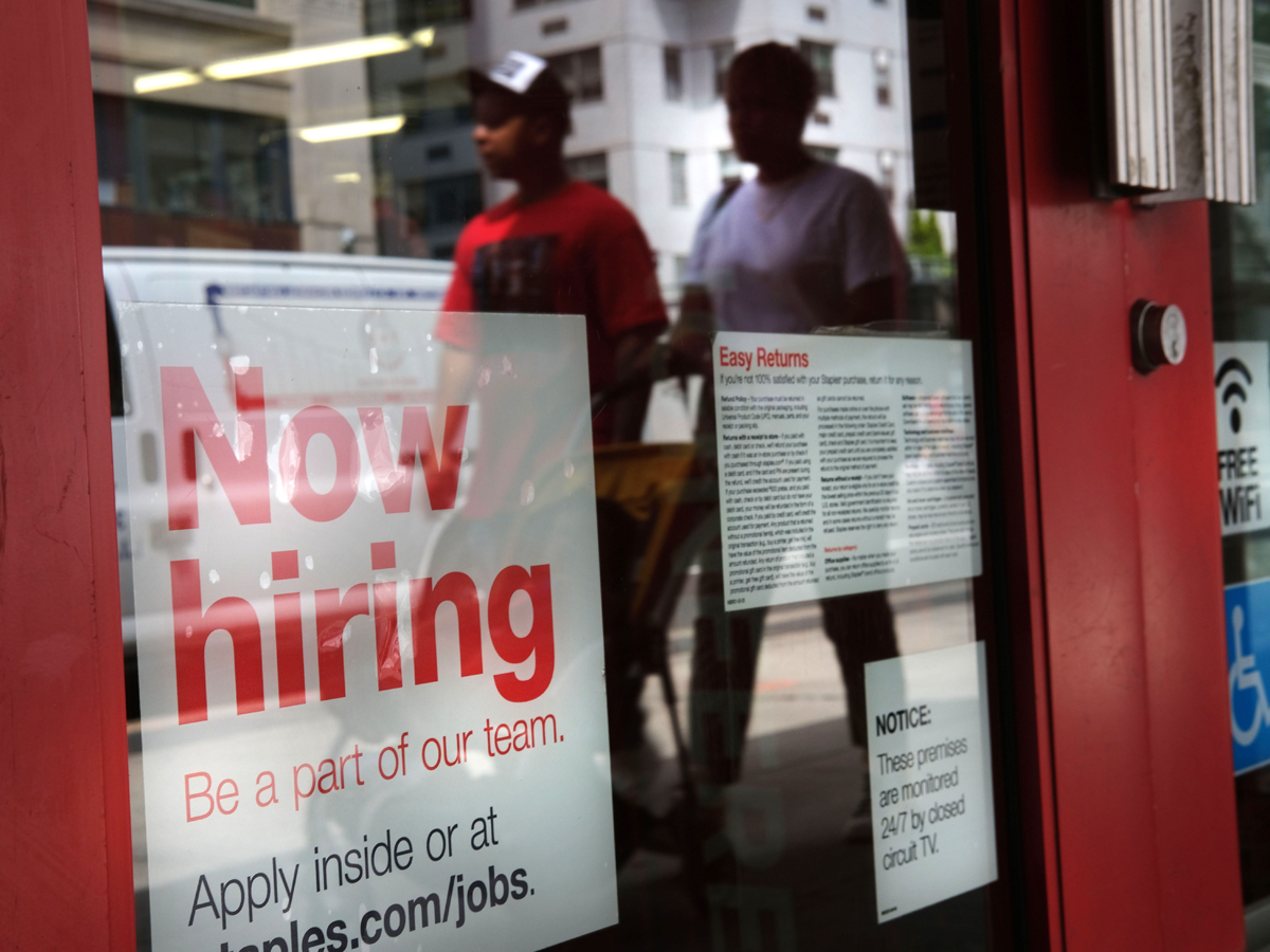 Strong US job growth highlights economy's resilience
