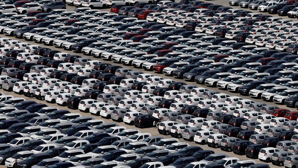 India's slowing economy leads to record drop in car sales
