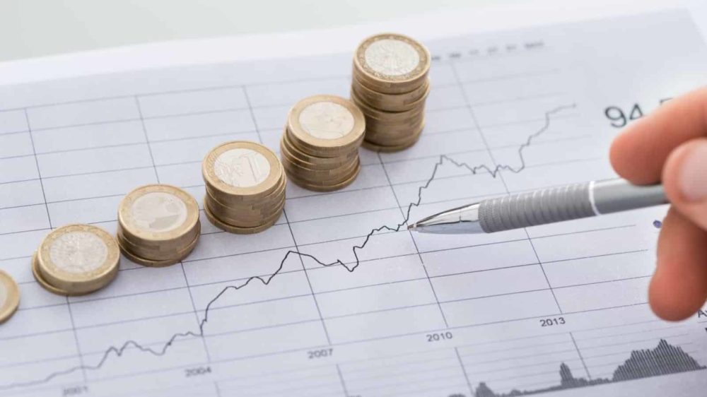 SBP may revise policy rate downwards by end-Jan, claims govt's finance team