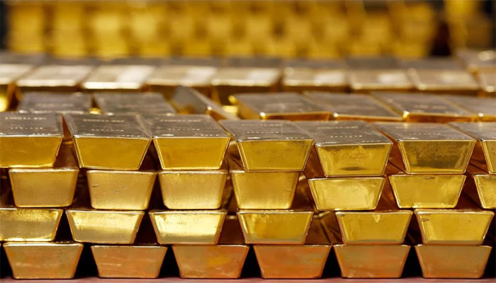 Break on gold rally as investors book profit