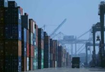 US annual trade deficit shrinks for first time in six years