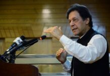Business community suggests govt to impose coronavirus lockdown Imran-Khan-42