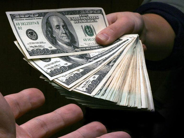 Foreign outflows reach close to $1bn