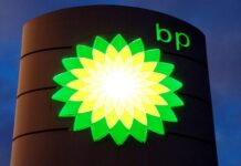 BP looks at lowering spending after oil price crash BP