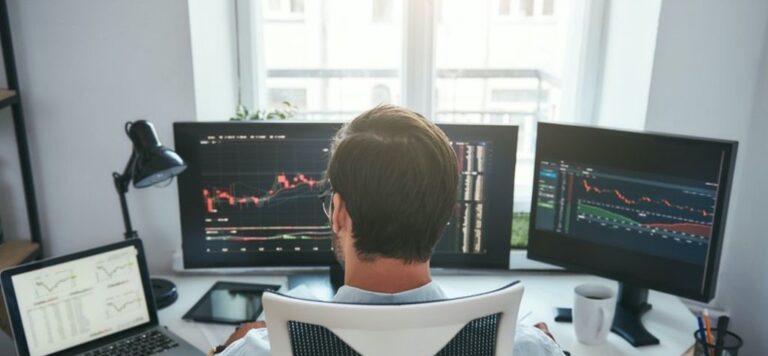 European shares dip as coronavirus fears intensify