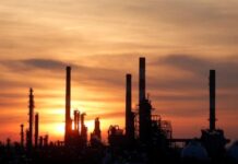 Oil refineries lament lack of inclusion in govt’s Euro-5 pricing formula Oil refineries