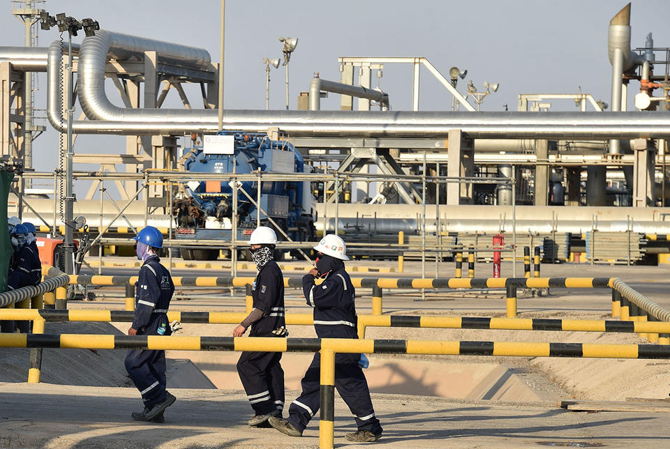 Saudi Arabia plans to boost oil exports to 10.6 million bpd from May