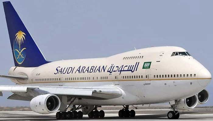 Saudi Arabia suspends all travel from Pakistan over COVID-19 fears