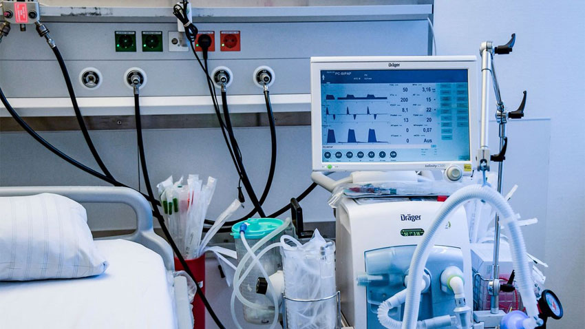 Pakistani businessman in Japan offers to donate 16 ventilators for Pakistan