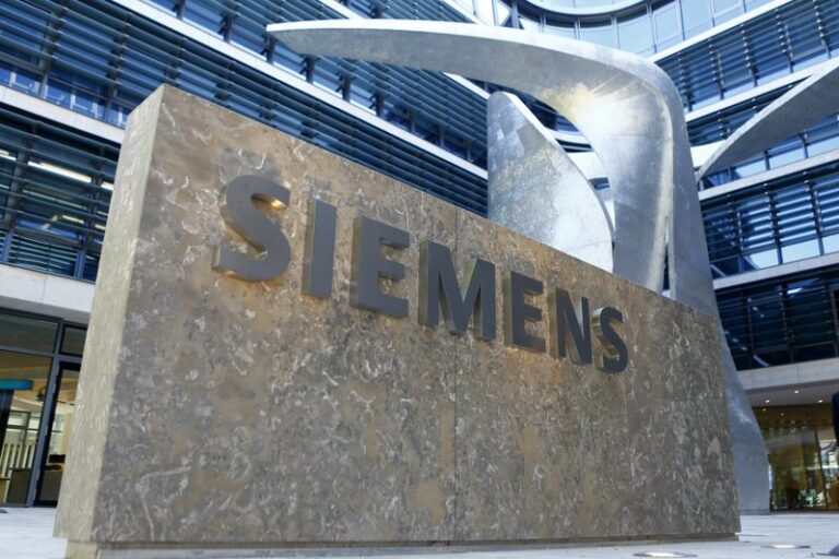 Siemens CEO rules out job cuts from coronavirus impact