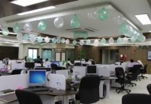 Tech companies lay off employees, decrease salaries as uncertainty looms