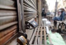 KP traders reject ‘early closure of shops’, warn of protests