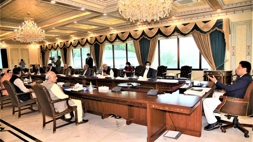 Govt to take strict action against those involved in smuggling, hoarding