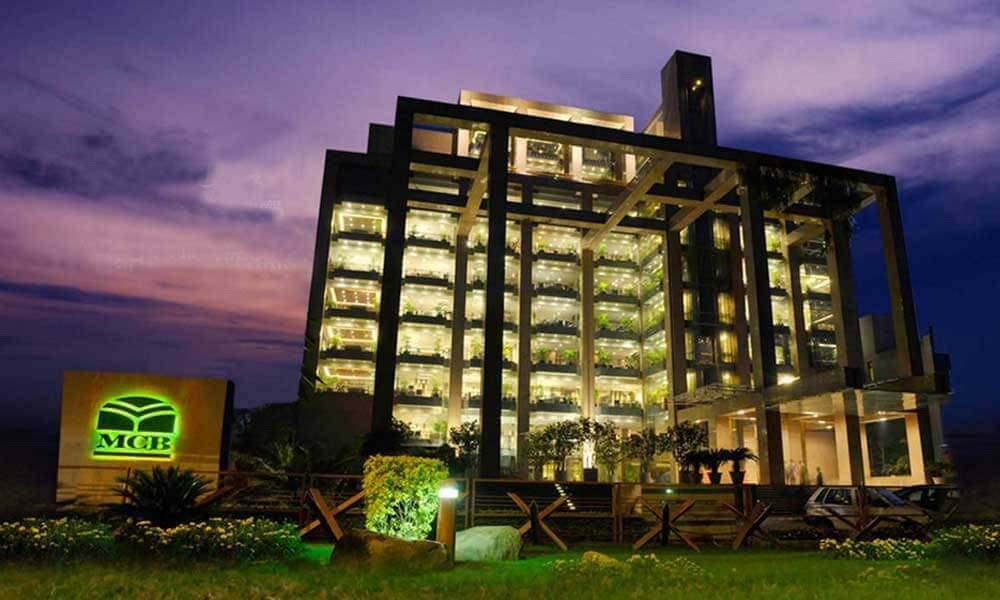 MCB expects deposits to grow, policy rate to fall by 100bps