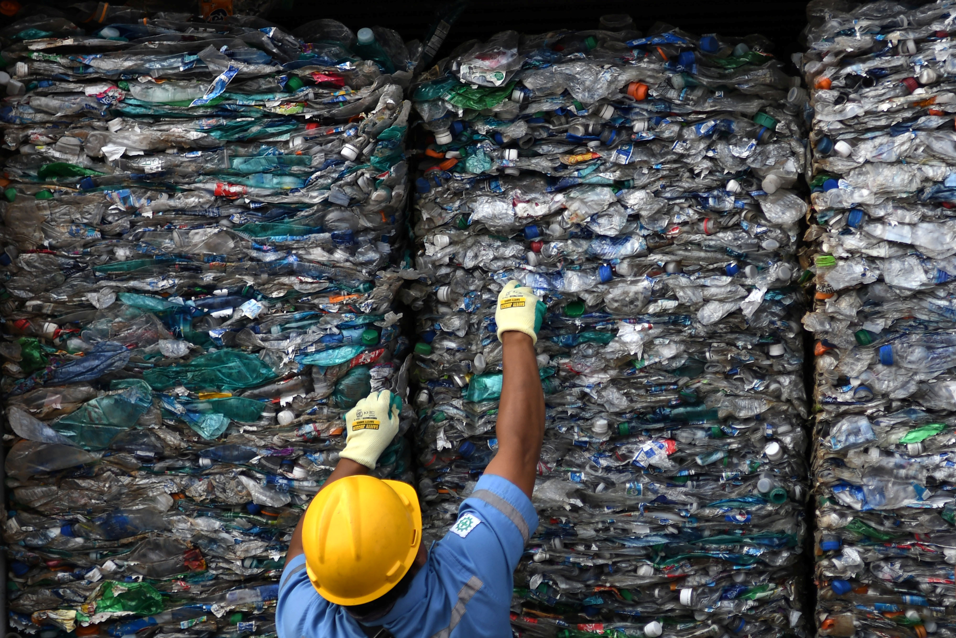 Import of hazardous plastic scrap surges to 65,000 tonnes