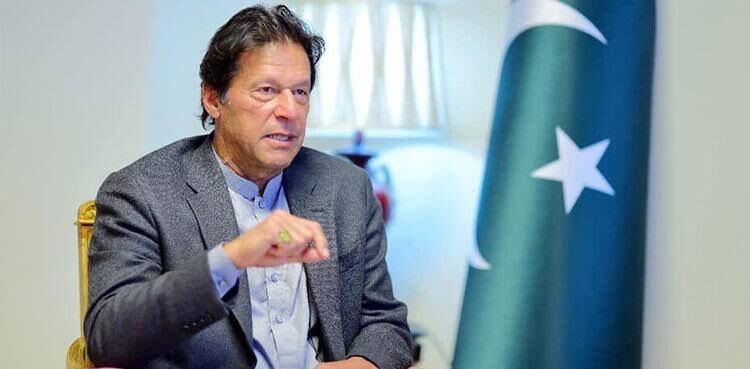 PM Imran vows to protect workers from COVID-19 crisis