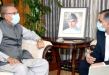 PIA CEO briefs President Alvi about investigation into plane crash