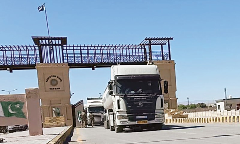 Mango exporters welcome opening of borders with Iran, Afghanistan
