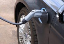 Pakistan launches electric vehicle plan with cars in slow lane