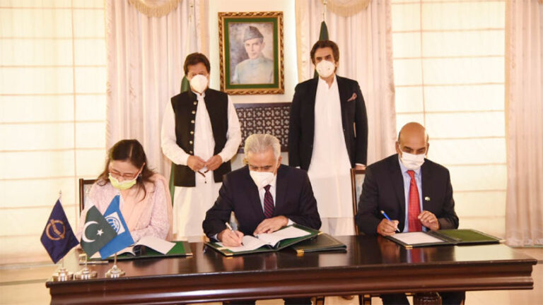 Pakistan signs $1.5bn loan agreements with IFIs to strengthen Covid-19 response