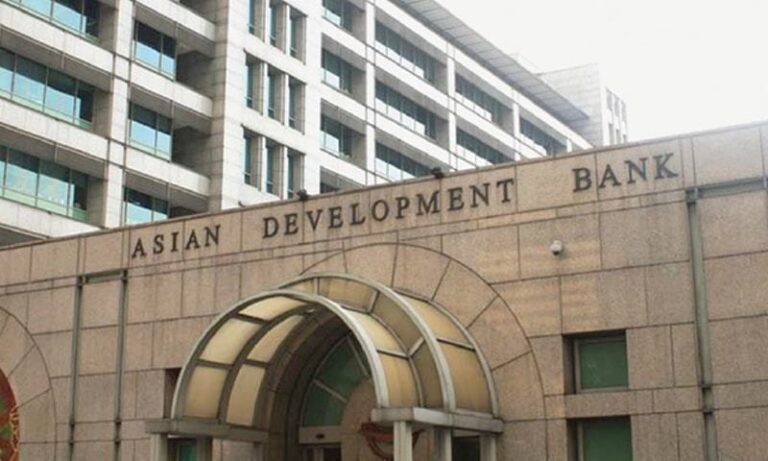 ADB, Pakistan sign $300m Covid-19 emergency loan agreement
