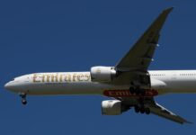 Emirates offers pilots, cabin crew four months unpaid leave