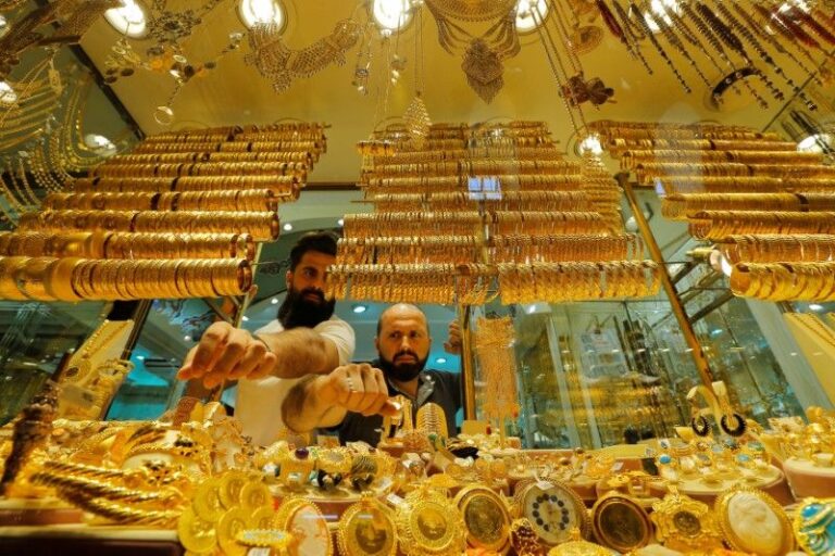 Gold price surges to historic high at Rs111,250 per tola
