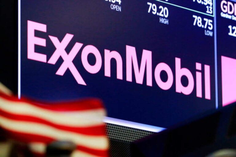Exxon posts second straight quarterly loss on demand, price plunge