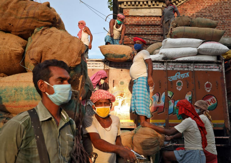 India's gloomy outlook darkens, recovery path in doubt