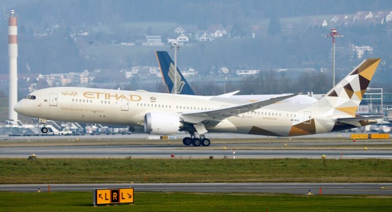 Emirates and Etihad airlines ask crew to take more unpaid leave