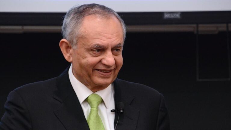 PM’s aide lauds resumption of Sino-Pak trade through Khunjerab Pass