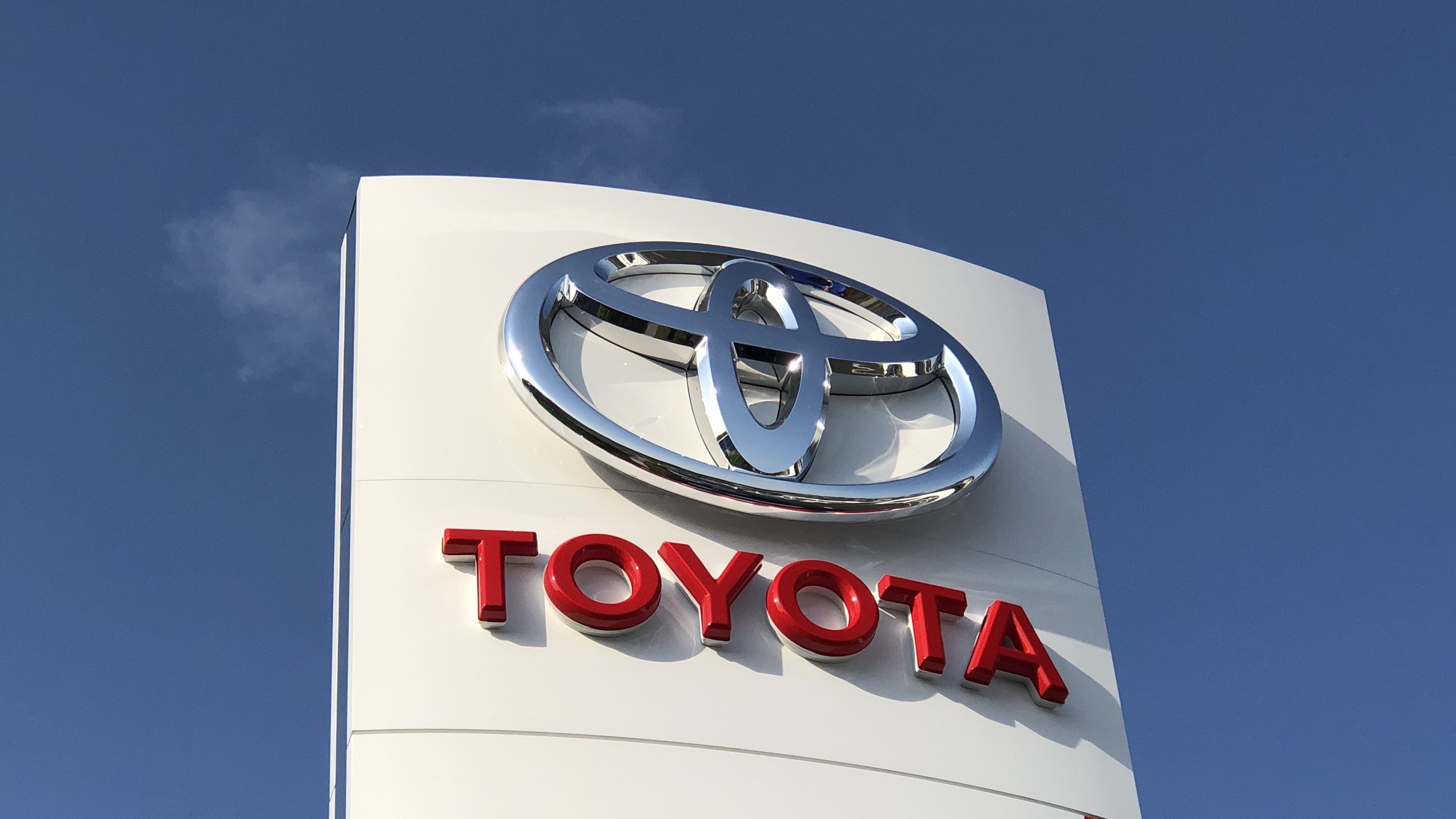 Toyota ekes out weakest Q1 profit in 9 years as pandemic halves car sales