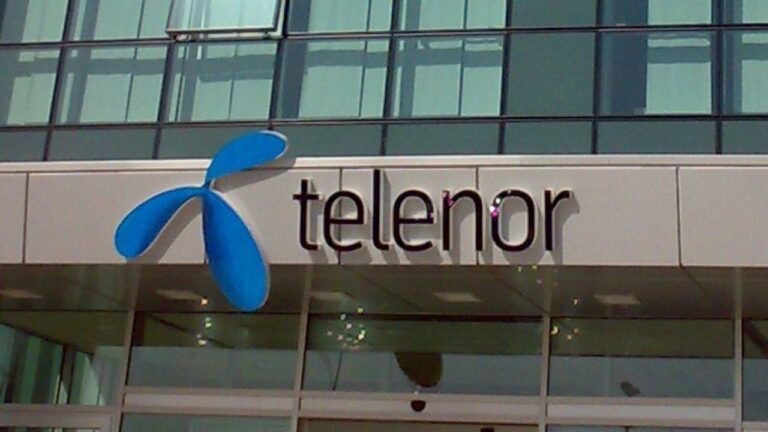 Telenor Pakistan CEO shares expansion plans with finance adviser