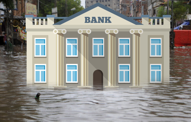 As rainfall swept Karachi, banks failed to notify customers about flooded lockers