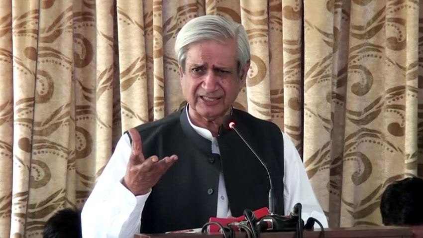 Minister stresses need for high yielding cotton varieties to increase crop output