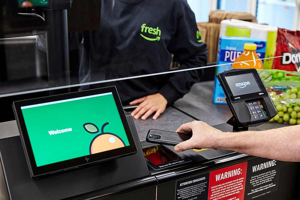 Amazon to hire 100,000 more workers in its latest job spree this year