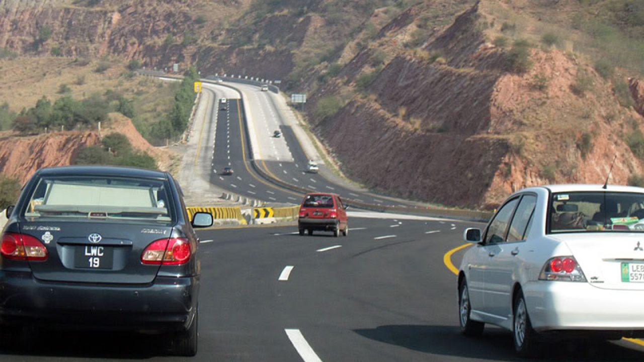Tender for construction of important M-8 section issued
