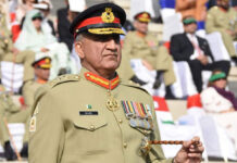 COAS promises support for businessmen of rain-struck Karachi