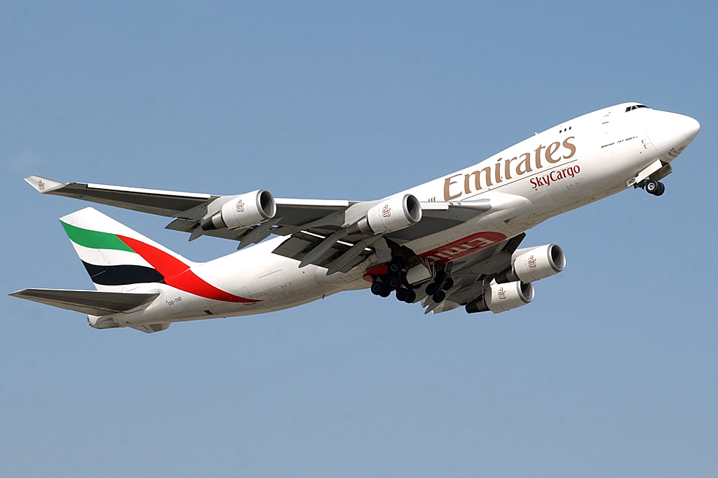 US fines Emirates $400,000 for flying over Iranian airspace