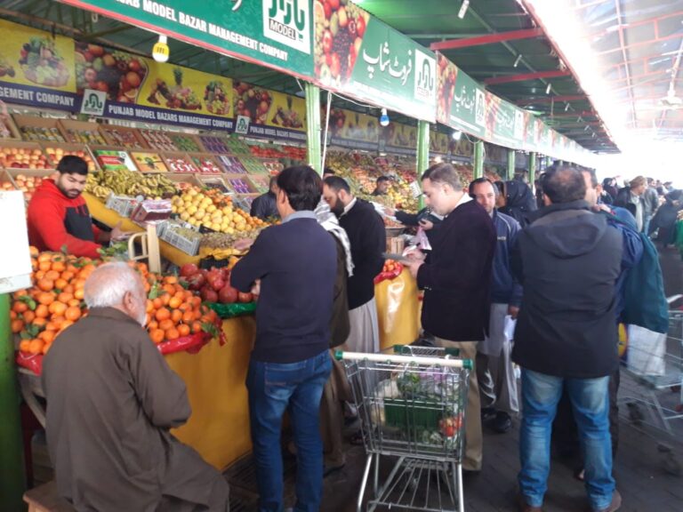 Punjab govt to set up Sahulat Bazaars in sub-districts to control prices