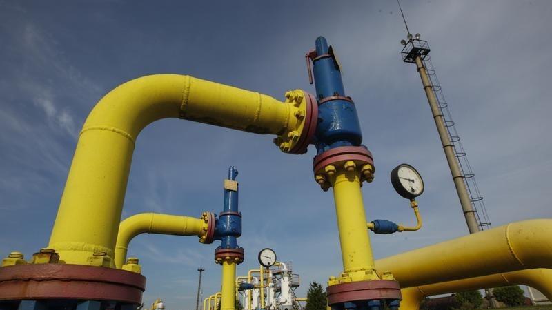 India gas revenue hit by $1 billion due to price cut