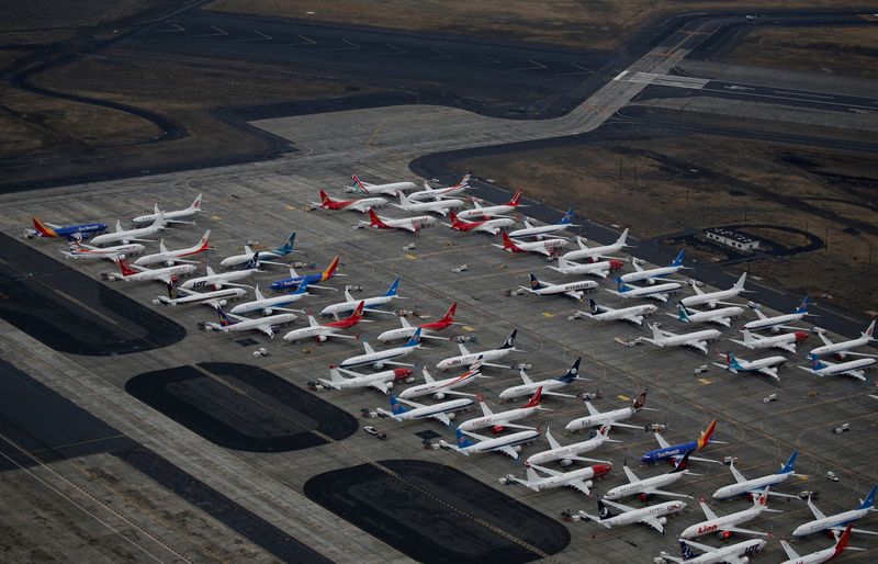 US to approve 737 MAX return as Boeing faces strong headwinds
