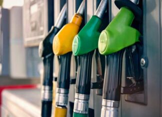 Govt plans petroleum levy hike to Rs85 per litre to retire gas circular debt